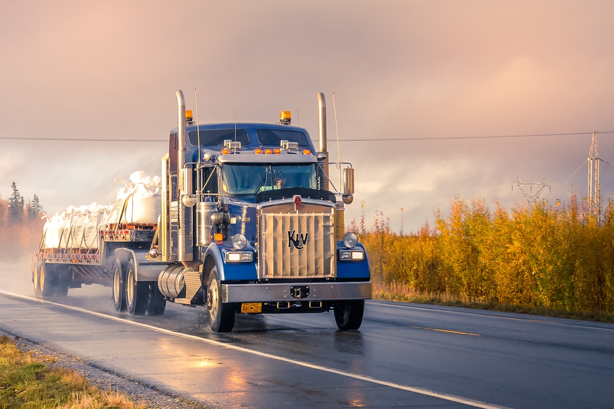 GRAYS WORLD TRANSPORTING LLC